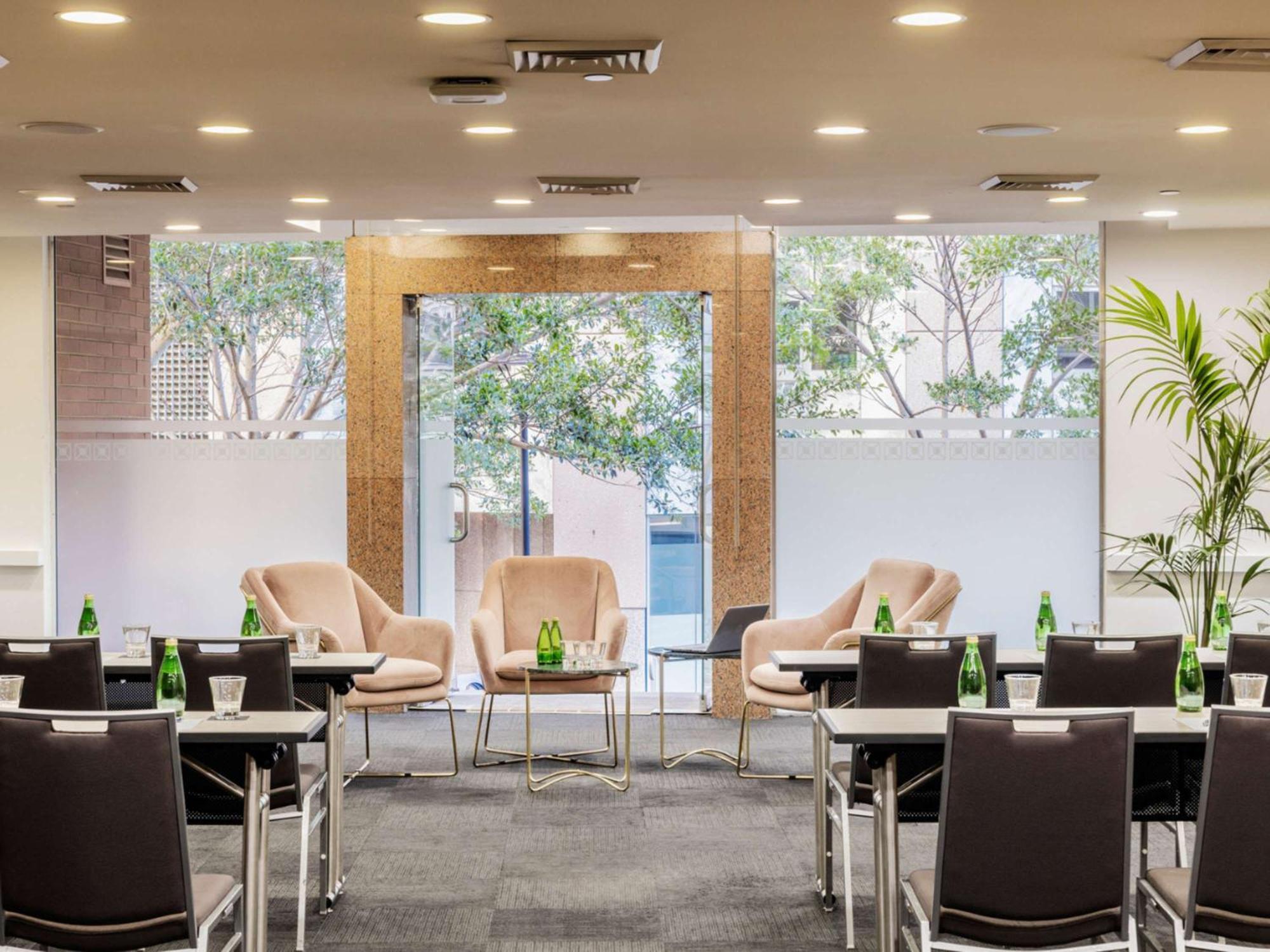 The Sebel Quay West Suites Sydney Eksteriør bilde Meeting room