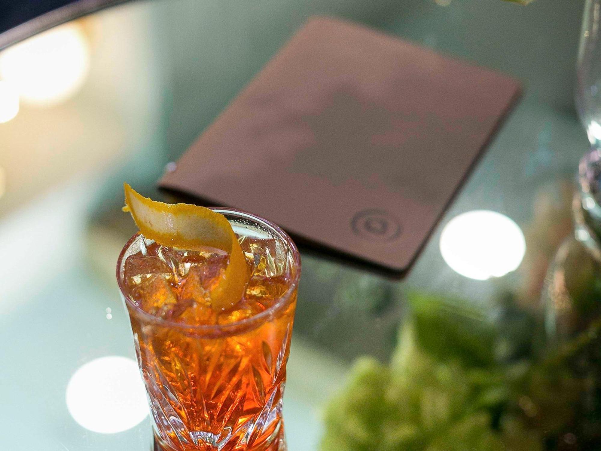 The Sebel Quay West Suites Sydney Eksteriør bilde A Negroni cocktail