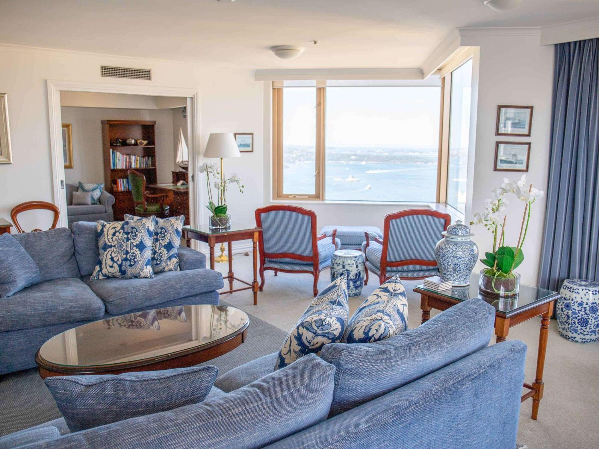 The Sebel Quay West Suites Sydney Eksteriør bilde The living room of the presidential suite